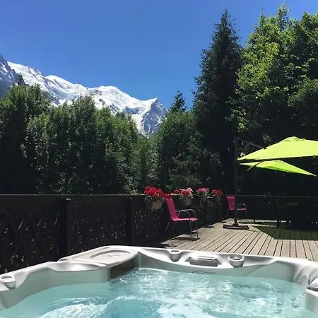 Private Chalet With Jacuzzi And Sauna- If You Want To Book, Please Contact On Wh-ats-app - 0034-605-434-371 !!!! * שאמוני