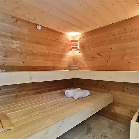 Private Chalet With Jacuzzi And Sauna- If You Want To Book, Please Contact On Wh-ats-app - 0034-605-434-371 !!!! שאמוני